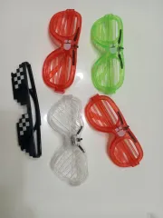 LEDインサイダーメガネ 4個 & ピクセルメガネ 1個 まとめ 5個 送料込み 10000円で出品