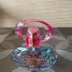 サルヴァトーレ　フェラガモ　インカント　チャーム　オーデトワレ