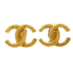 CHANEL(シャネル) イヤリング ゴールド