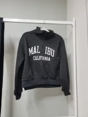 半クロップド丈 ハーフジップ ブラック スウェット