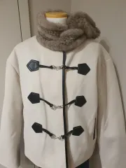 アイボリー ダッフルコート