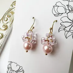 チェコビーズの可愛いピアスD103