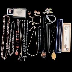 2026年最新】遺品整理 ネックレスの人気アイテム - メルカリ