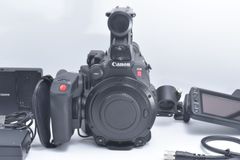 CANON EOS R5C ボディ SDカード・リグ付き - メルカリ