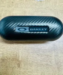 オークリー サングラス ラージカーボン ケース