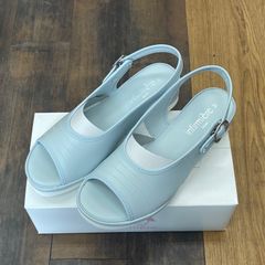 Item thumbnail for item 45c09bca-28d5-40df-882a-63ed5b7d402d