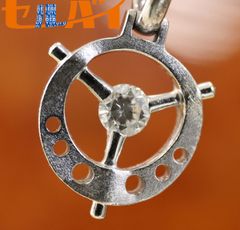 イーノス K18WG クロスペンダント ダイヤ レザー紐 ポーチ付 E-NO
