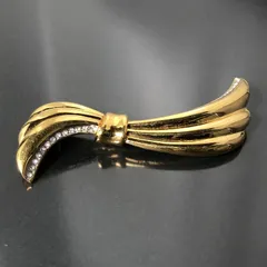 2026年最新】イヴ・サンローランブローチの人気アイテム - メルカリ