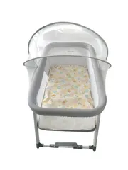 ★美品　YATOMI　2 in 1 Baby Crib 折りたたみベビーベットのサムネイル