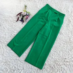 フォロワー限定お得なクーポン配布中！ 『ZARA』ザラ　ワイドパンツ　タックパンツ　センタープレス　ハイウエスト　ベルトループ　緑(M)