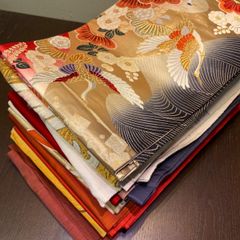 まとめ売り】正絹大島紬7枚 リメイク素材 ハンドメイド向け - メルカリ
