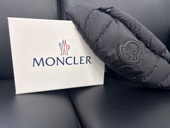 美品MONCLER パデッド ボディバッグ ウエストポーチ - メルカリ