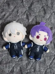 ブルーロック 凪レオ 中国 ぬいぐるみ 出品