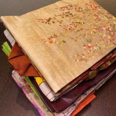 まとめ売り】正絹大島紬7枚 リメイク素材 ハンドメイド向け - メルカリ