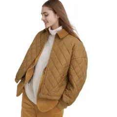 ユニクロ キルティング 軽量 ダウンジャケット