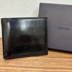 ◎ PRADA　プラダ　 二つ折り財布 　札入れ　レザー 　コンパクト　ブラック