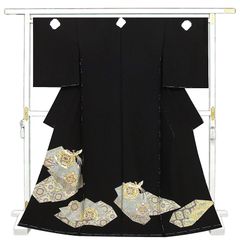上質な逸品 未仕立 豪華作品 正絹 手刺繍・友禅黒留袖 - メルカリ
