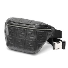 t36【美品】フェンディ　ズッカ　エンボス　ブラック　レザー　ボディバッグ FENDI エンボス ズッカ ショルダーバッグ FFモチーフ ブラック - メルカリ