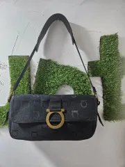 FERRAGAMO フェラガモ ショルダーバッグ