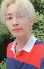 【中古】コレクションカード(男性) SEVENTEEN/JEONGHAN(ジョンハン)/顔アップ・衣装赤・黒・顔左向き・裏面ベージュ/CD「3RD Album ： An Ode(The Poet ver.)封入特典フォトカード