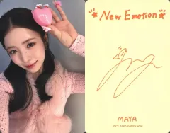 【中古】コレクションカード(女性) NiziU/MAYA/裏面印刷サイン・メッセージ入り/CD「New Emotion(通常盤)」(ESCL 6147)封入トレーディングカード