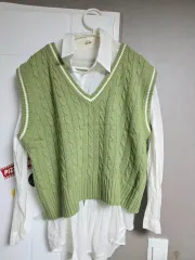 クロップド ケーブル編みニットベスト 新品 77まで