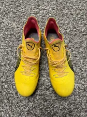 プーマ キング ULTIMATE AG/FG 275 イェロー サッカーシューズ