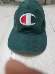チャンピオン C ロゴ ベースボールキャップ グリーン カラー 帽子