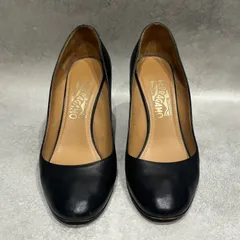Salvatore Ferragamo サルヴァトーレフェラガモ パンプス ヒールパンプス レザー ブラック 黒 レディース ラウンドトゥ チャンキーヒール 通勤 フォーマル 冠婚葬祭 上品 定番 人気