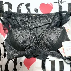 新品  タグ付  C70  運命のブラ  上下セット  ブラ＆ショーツ  M  ブラック ノンワイヤー  ふっくら谷間  定価3278円  198