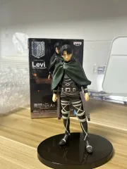 進撃の巨人 リヴァイ フィギュア