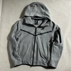ナイキ NSW テック フリース フルジップアップ フーディー
