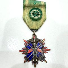 勲章 功七金鵄勲章 勲八等瑞宝章 日本赤十字社 明治二十一年 - メルカリ