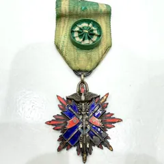 2026年最新】日本 勲章の人気アイテム - メルカリ