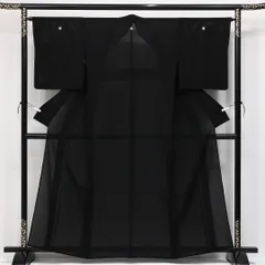 未使用品 黒紋付 五つ紋 丸に隅立て四つ目 身丈158cm 裄丈63cm Nランク 正絹 夏物 広衿 M 証紙 しつけ糸 フォーマル 上品 厳か 黒系 1299-F0616