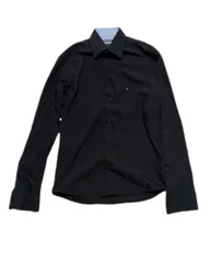 トミーヒルフィガー 古着 長袖シャツ 黒 刺繍ロゴ ストライプ M