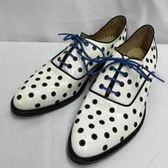 TOGA PULLA / 토가 풀라 / 아일렛 슈즈 / 화이트 / 펌프스
