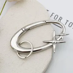 692【新品】星型 カラビナ シルバー 星形 推し活 キーホルダー Y2K 韓国 ストラップ 推し活 ぬい活 アメカジ スター