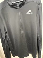 アディダス ハーフジップ
