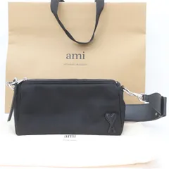 ITUMCH32WNUO 美品 AMI PARIS アミパリス ナイロン ワンショルダーバッグ ブラック 鞄 かばん ショルダーストラップ マーク ロゴのサムネイル