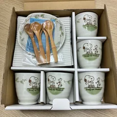 Y0217【未使用/現状品】スヌーピー　ウッドストック　陶器　皿　湯呑　木製　スプーン　セット 　箱