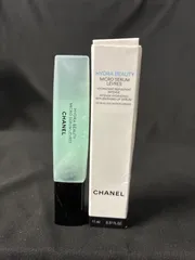 CHANELイドゥラビューティーマイクロリップセラム