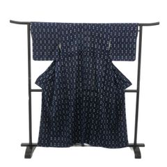 江戸小紋/グレー×ブルー/未使用品/適応身長152～157㎝/12182 銀座【C-3462】江戸小紋 紺鳶色 開運縁起文様（落款入・反端付） :身丈