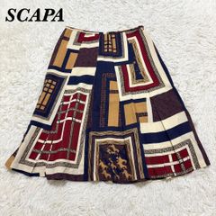 ⭐️SCAPA⭐️花柄刺繍 膝丈フレアスカート パープル系ITALY製　美品❣️ ⭐️SCAPA⭐️花柄刺繍 膝丈フレアスカート パープル系 ITALY製 38