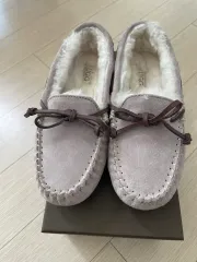 オーストラリア 正規品 アグ モカシンシューズ