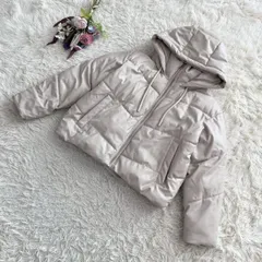 フォロワー限定お得なクーポン配布中！ 『ZARA』ザラ　フェイクレザーパフジャケット　長袖　ダウン　ショート丈　フルジップ　フード付き　ジップポケット　ベージュ(L)