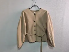 ベージュ ベルト ボタン ブラウス ジャケット