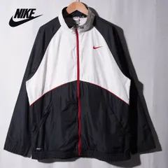 ナイキ NIKE ナイロンジャケット L ブラック ホワイト レッド ロゴ刺繍 ストリート スポーツミックス Nike FIT ウインドランナー ウィンドランナー 古着 D316