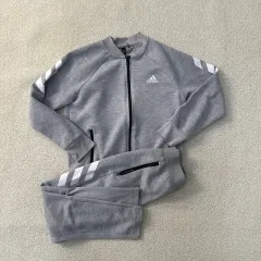 140 アディダス トレーナー セットアップ 0223T