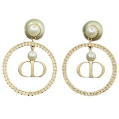 Dior CDロゴ パール サークル ピアス | Mercari